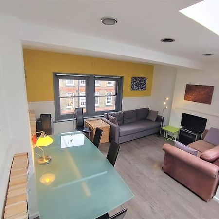 Stylish Apartment Near Carnaby Street, Sleeps 4. Londres Extérieur photo