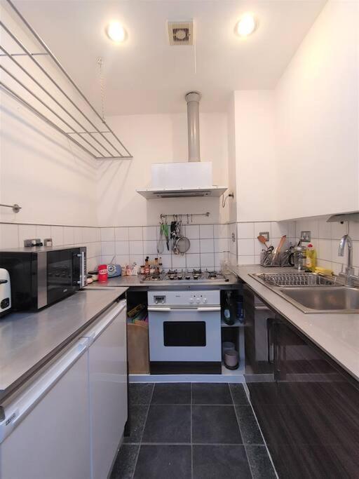 Stylish Apartment Near Carnaby Street, Sleeps 4. Londres Extérieur photo