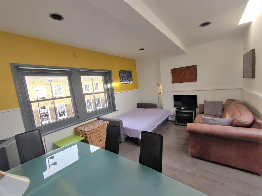 Stylish Apartment Near Carnaby Street, Sleeps 4. Londres Extérieur photo